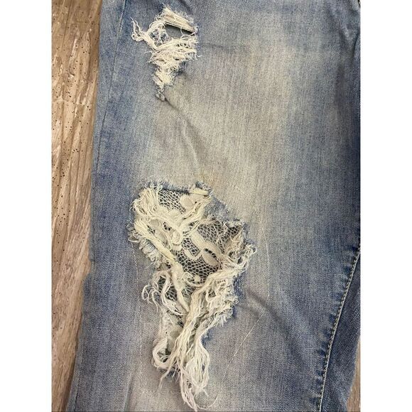 Torrid Ankle Crop Jeans Distressed Lace Patches Women’s Sz 18R - Picture 4 of 7